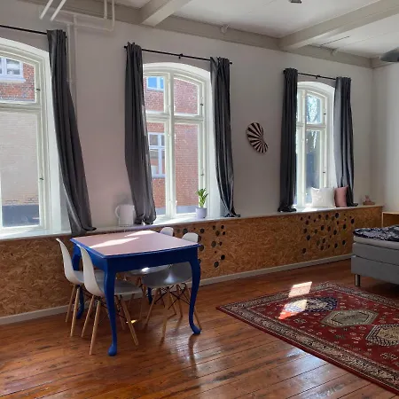 Gallery In The Heart Of Apartment