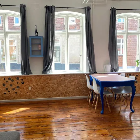 Gallery In The Heart Of *