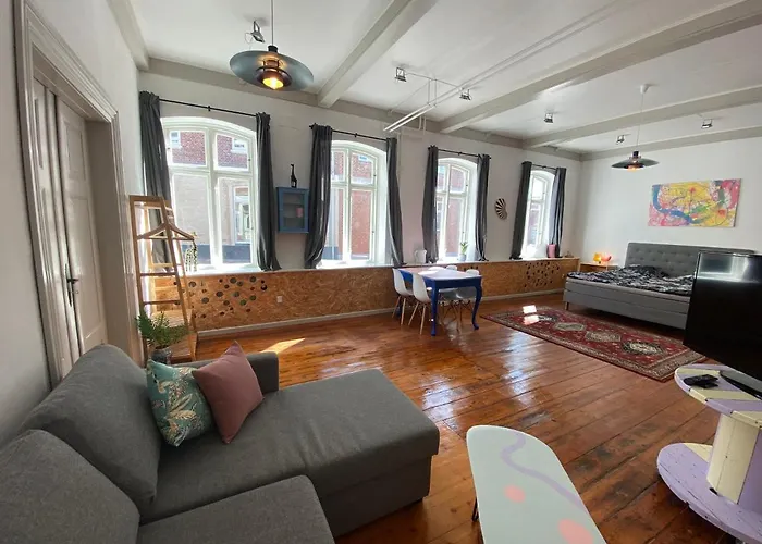 Gallery In The Heart Of Apartamento Højer